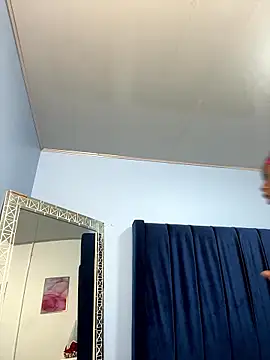 Snapshot of MarianRosse chatting on January 8, 2026, 8:37 pm MarianRosse online show from January 8, 2026, 8:37 pm