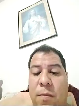 latinblack16 online show from January 9, 2026, 2:29 am