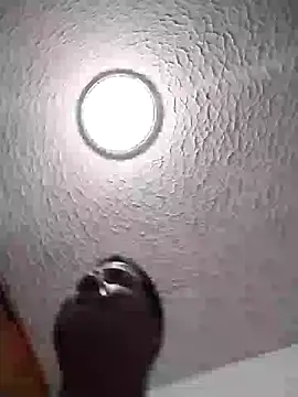 latinblack16 online show from November 24, 2025, 3:17 am