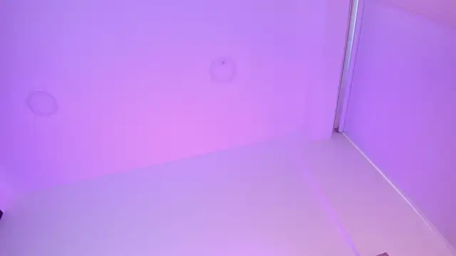 Snapshot of Ambeer_fox_ chatting on March 27, 2026, 1:34 pm Ambeer fox online show from March 27, 2026, 1:34 pm