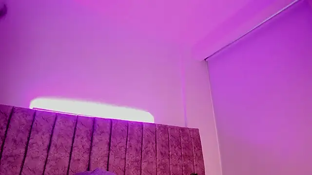 Snapshot of Ambeer_fox_ chatting on March 17, 2026, 12:30 pm Ambeer fox online show from March 17, 2026, 12:30 pm