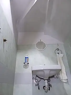 aczinovelez342 online show from October 25, 2025, 6:01 am