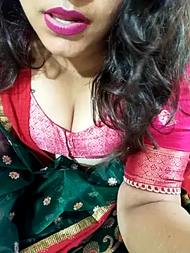 Snapshot of Sexiest_Nataliya chatting on October 1, 2025, 6:51 am Sexiest Nataliya online show from October 1, 2025, 6:51 am