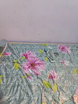 Snapshot of Sexiest_Nataliya chatting on December 17, 2025, 6:40 am Sexiest Nataliya online show from December 17, 2025, 6:40 am