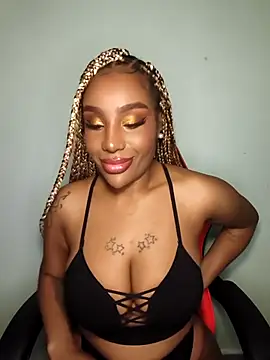 Queen Amara online show from October 1, 2025, 2:38 am