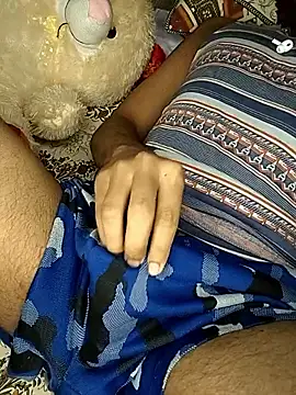 flingster hunt online show from November 12, 2025, 1:04 pm