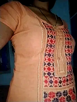 Komal-Rajput online show from November 4, 2025, 7:23 am