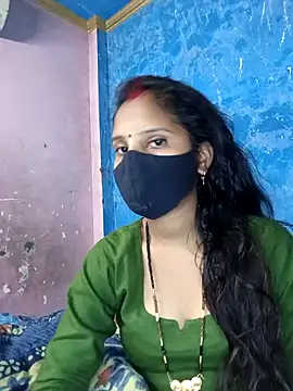 Snapshot of Komal-Rajput chatting on February 3, 2026, 4:23 pm Komal-Rajput online show from February 3, 2026, 4:23 pm