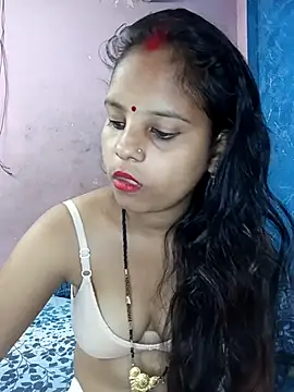 Snapshot of Komal-Rajput chatting on February 12, 2026, 6:46 am Komal-Rajput online show from February 12, 2026, 6:46 am