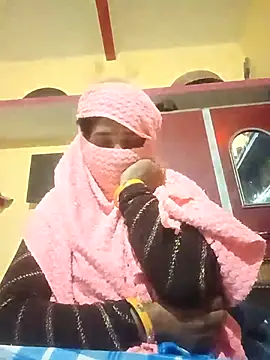 Hot-kal93 online show from December 4, 2025, 9:47 pm