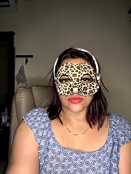 Snapshot of SLNatasha chatting on November 22, 2025, 10:25 am SLNatasha online show from November 22, 2025, 10:25 am