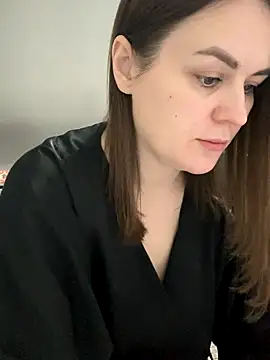 Snapshot of Risky-Flower chatting on November 5, 2025, 6:55 pm Risky-Flower online show from November 5, 2025, 6:55 pm