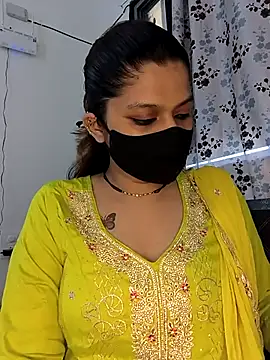 Snapshot of SpicykhalifaX chatting on May 5, 2026, 6:27 am SpicykhalifaX online show from May 5, 2026, 6:27 am