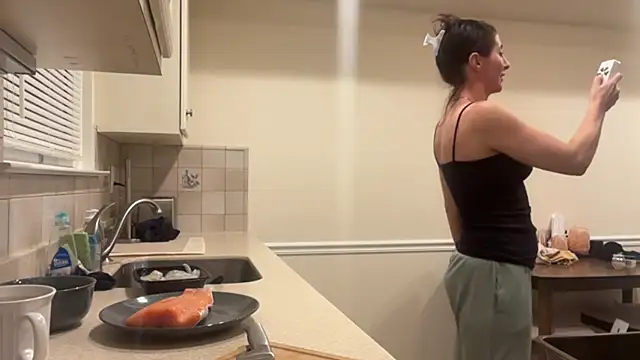 Snapshot of NurseStephania chatting on November 21, 2025, 12:53 am NurseStephania online show from November 21, 2025, 12:53 am