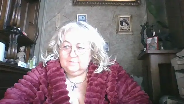 Lala-Love56 online show from November 19, 2025, 6:46 am