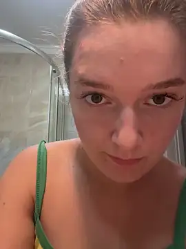 Bellatrisssaa online show from September 23, 2025, 8:10 am