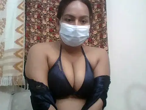 Snapshot of Samiya3344 chatting on December 17, 2025, 4:45 pm Samiya3344 online show from December 17, 2025, 4:45 pm