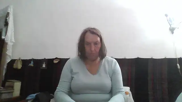 Snapshot of AnnaLive570 chatting on May 11, 2026, 4:14 am AnnaLive570 online show from May 11, 2026, 4:14 am
