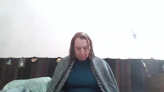 Snapshot of AnnaLive570 chatting on April 10, 2026, 2:35 pm AnnaLive570 online show from April 10, 2026, 2:35 pm