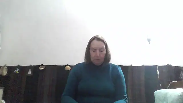 Snapshot of AnnaLive570 chatting on April 9, 2026, 2:24 am AnnaLive570 online show from April 9, 2026, 2:24 am