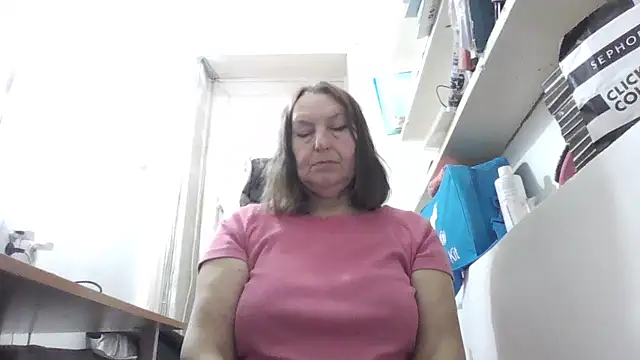 Snapshot of AnnaLive570 chatting on December 18, 2025, 5:23 am AnnaLive570 online show from December 18, 2025, 5:23 am