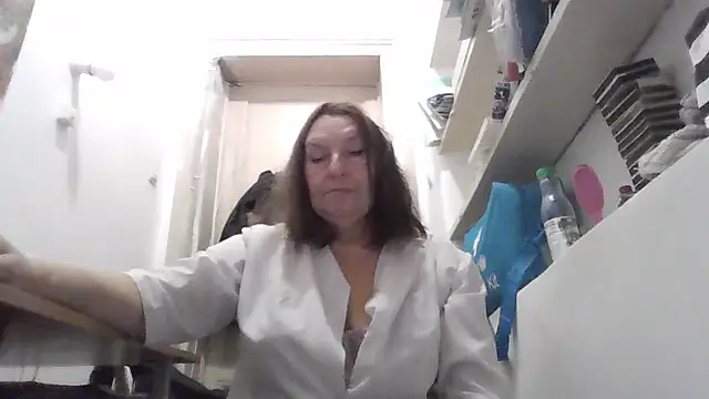 Snapshot of AnnaLive570 chatting on January 9, 2026, 5:36 am AnnaLive570 online show from January 9, 2026, 5:36 am