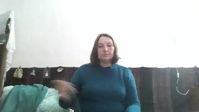 Snapshot of AnnaLive570 chatting on April 16, 2026, 2:18 pm AnnaLive570 online show from April 16, 2026, 2:18 pm