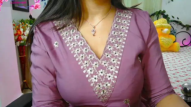 WildDimpi 0 online show from October 27, 2025, 5:47 pm