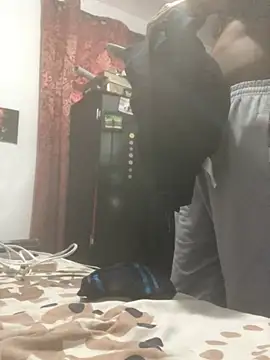 elpeluchenegroxxx3 online show from April 18, 2026, 7:29 pm