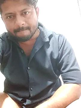 Snapshot of urhotboymeet chatting on December 18, 2025, 5:17 pm urhotboymeet online show from December 18, 2025, 5:17 pm