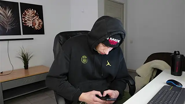 Ryan Dozer online show from February 21, 2026, 6:26 am