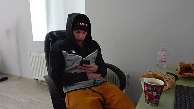 Ryan Dozer online show from April 28, 2026, 6:40 am