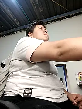 Snapshot of Noha_Whiitee chatting on December 4, 2025, 12:20 am Noha Whiitee online show from December 4, 2025, 12:20 am