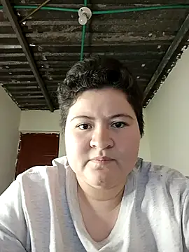 Snapshot of Noha_Whiitee chatting on December 19, 2025, 9:28 pm Noha Whiitee online show from December 19, 2025, 9:28 pm