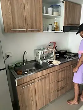 carl jhonson821 online show from October 27, 2025, 9:27 pm