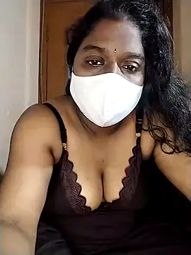 Snapshot of Angel_6531 chatting on February 19, 2026, 5:43 pm Angel 6531 online show from February 19, 2026, 5:43 pm