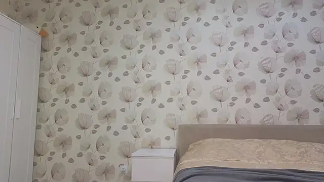 Annabel theMoon online show from November 25, 2025, 3:40 am