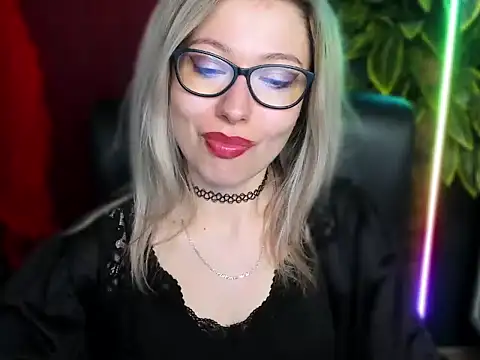 loveHeidi online show from April 15, 2026, 4:51 am