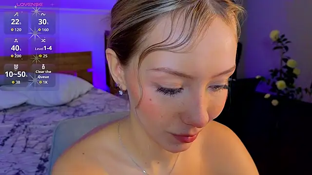 Snapshot of LumMina chatting on April 14, 2026, 2:27 am LumMina online show from April 14, 2026, 2:27 am