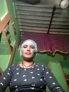 Snapshot of Monika_cut chatting on October 24, 2025, 2:38 pm Monika cut online show from October 24, 2025, 2:38 pm