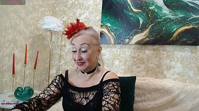  Sara  Smith  online show from October 21, 2025, 7:08 am