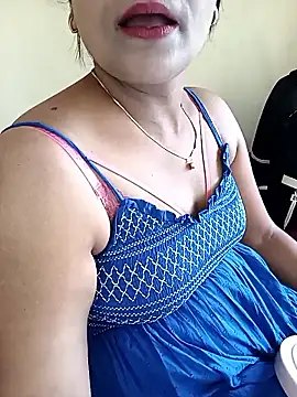 Snapshot of Marathi_rani2 chatting on April 13, 2026, 5:22 am Marathi rani2 online show from April 13, 2026, 5:22 am