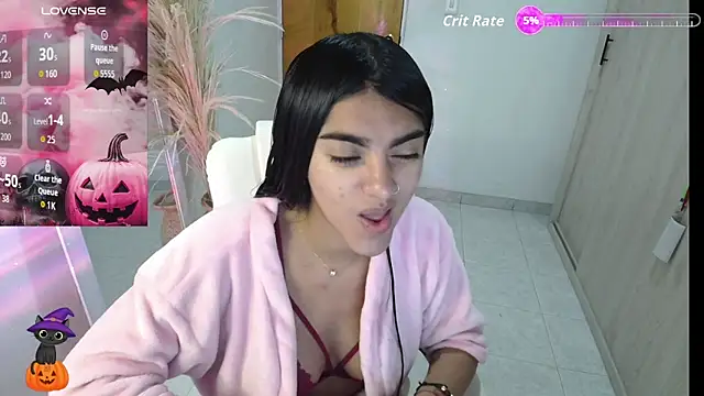 Snapshot of amarasilk_ chatting on October 18, 2025, 10:28 am amarasilk online show from October 18, 2025, 10:28 am