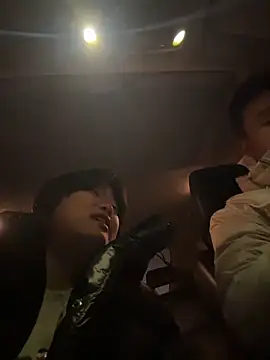 Fengbaby-555 online show from December 19, 2025, 10:06 am