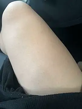 Newpussy at strip online show from December 15, 2025, 5:46 am