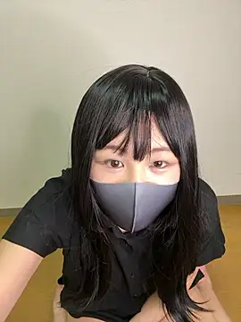 nayuta 777  online show from September 12, 2025, 5:24 pm