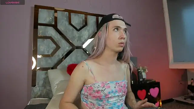 Snapshot of Electra_Gosselin chatting on February 28, 2026, 11:04 pm Electra Gosselin online show from February 28, 2026, 11:04 pm