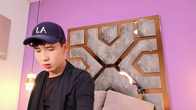 Snapshot of Electra_Gosselin chatting on October 22, 2025, 12:15 pm Electra Gosselin online show from October 22, 2025, 12:15 pm