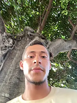 Boy hot- online show from February 20, 2026, 8:11 pm