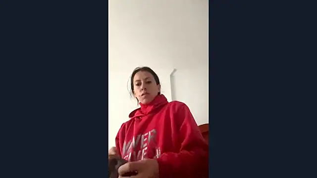 Snapshot of Biancamirage3 chatting on December 5, 2025, 8:06 pm Biancamirage3 online show from December 5, 2025, 8:06 pm